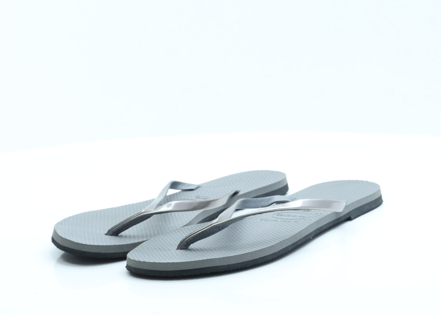 Havaianas Womens Grey  Rubber Thong Sandal 8 41