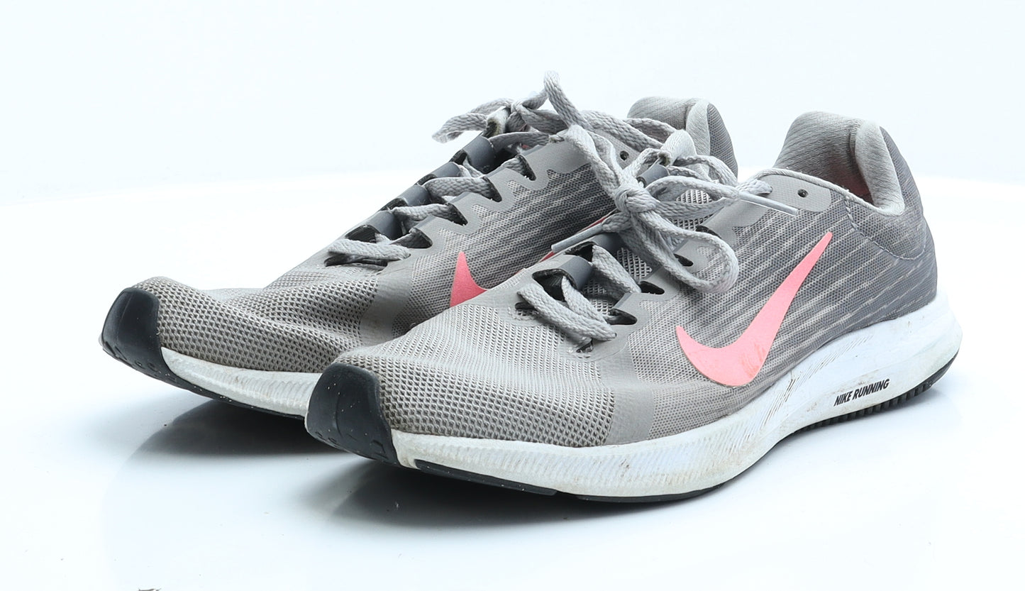Nike Womens Grey  Polyester Trainer Flat 6 39
