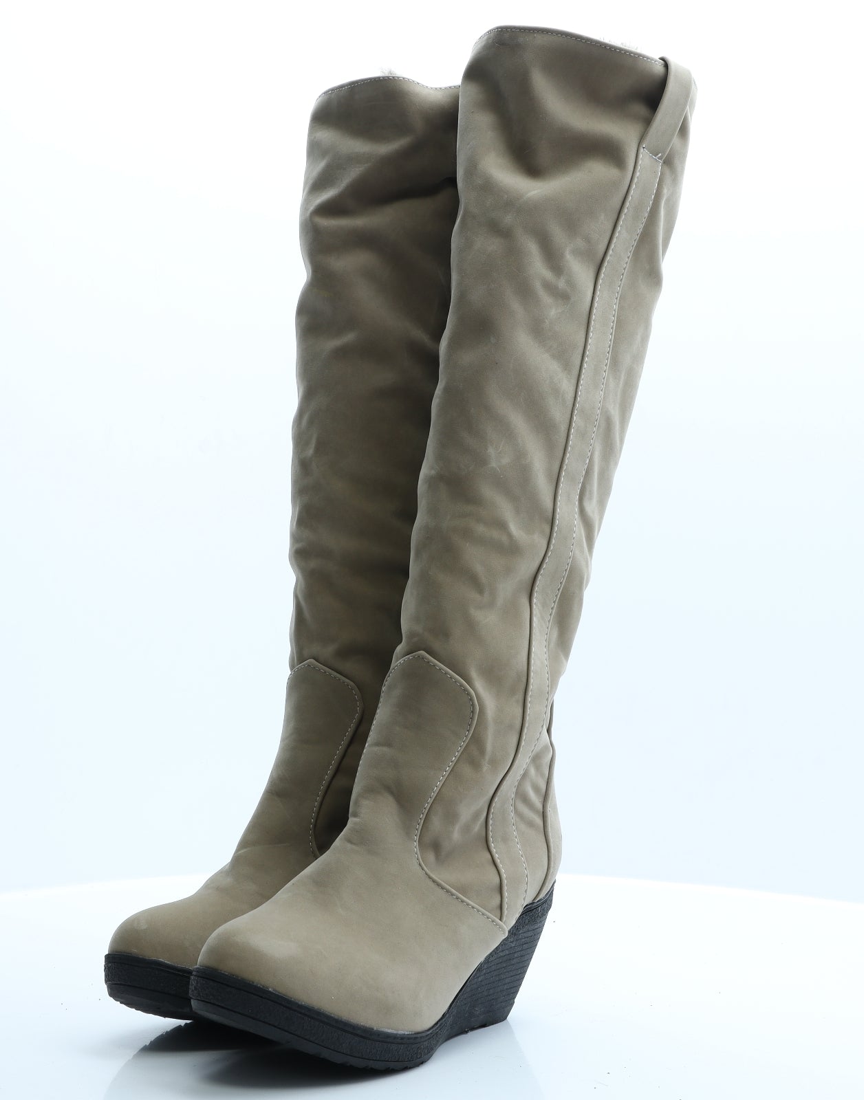Preworn Womens Beige  Polyester Slip On Boot 6 EUR 39