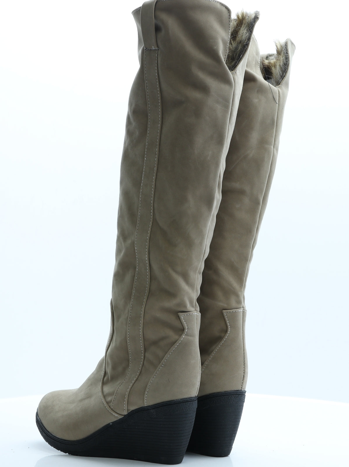 Preworn Womens Beige  Polyester Slip On Boot 6 EUR 39