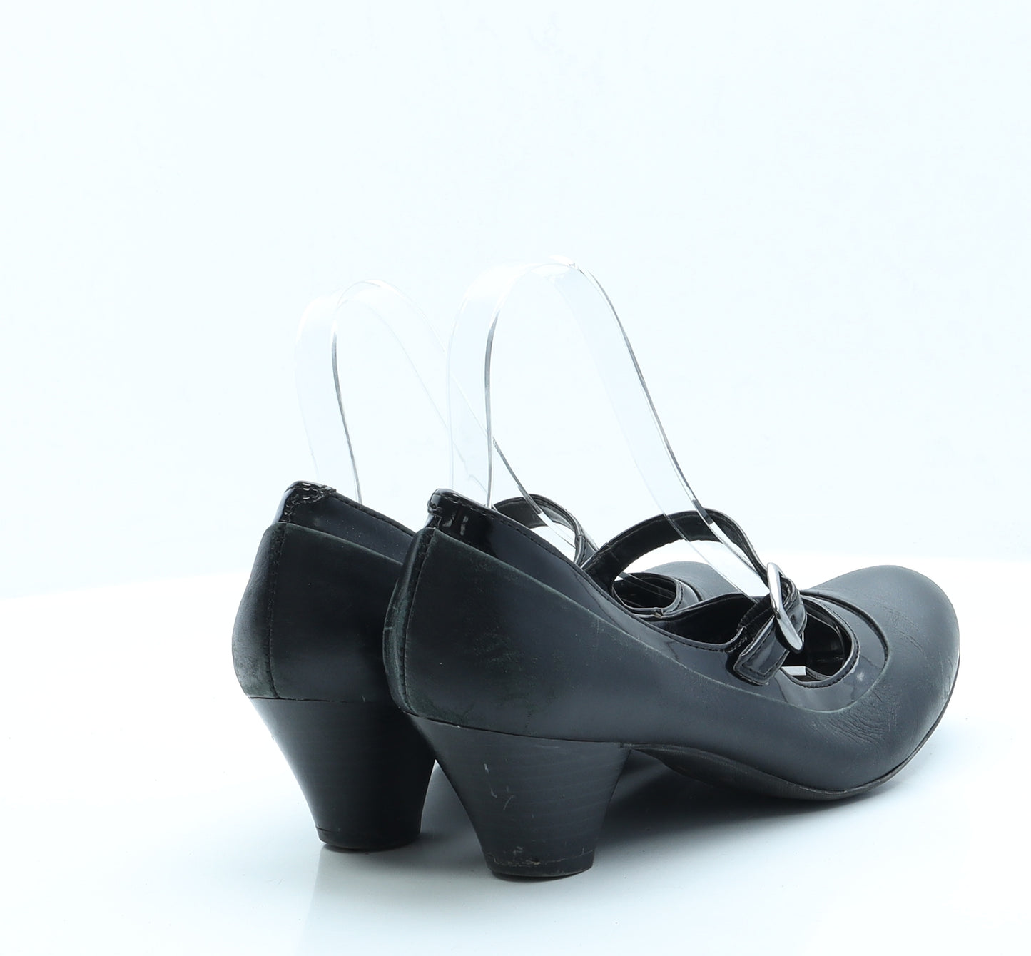FootGlove Womens Black  Faux Leather Court Heel 5