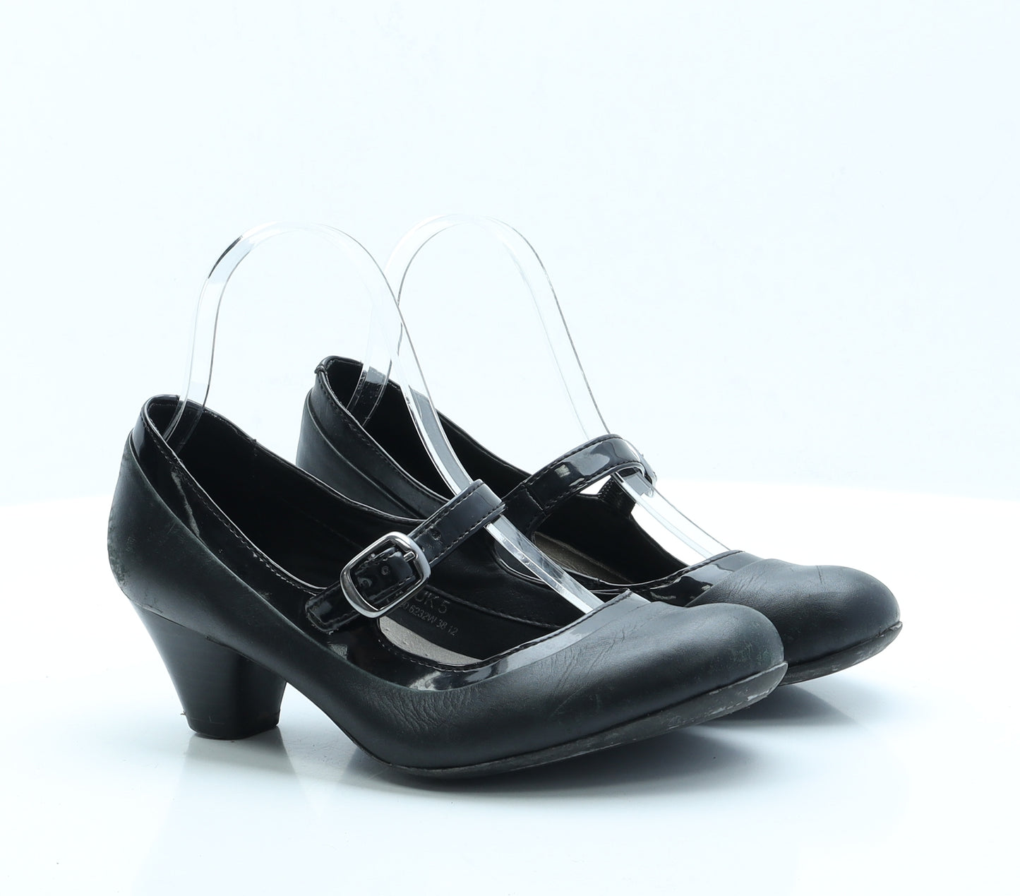 FootGlove Womens Black  Faux Leather Court Heel 5