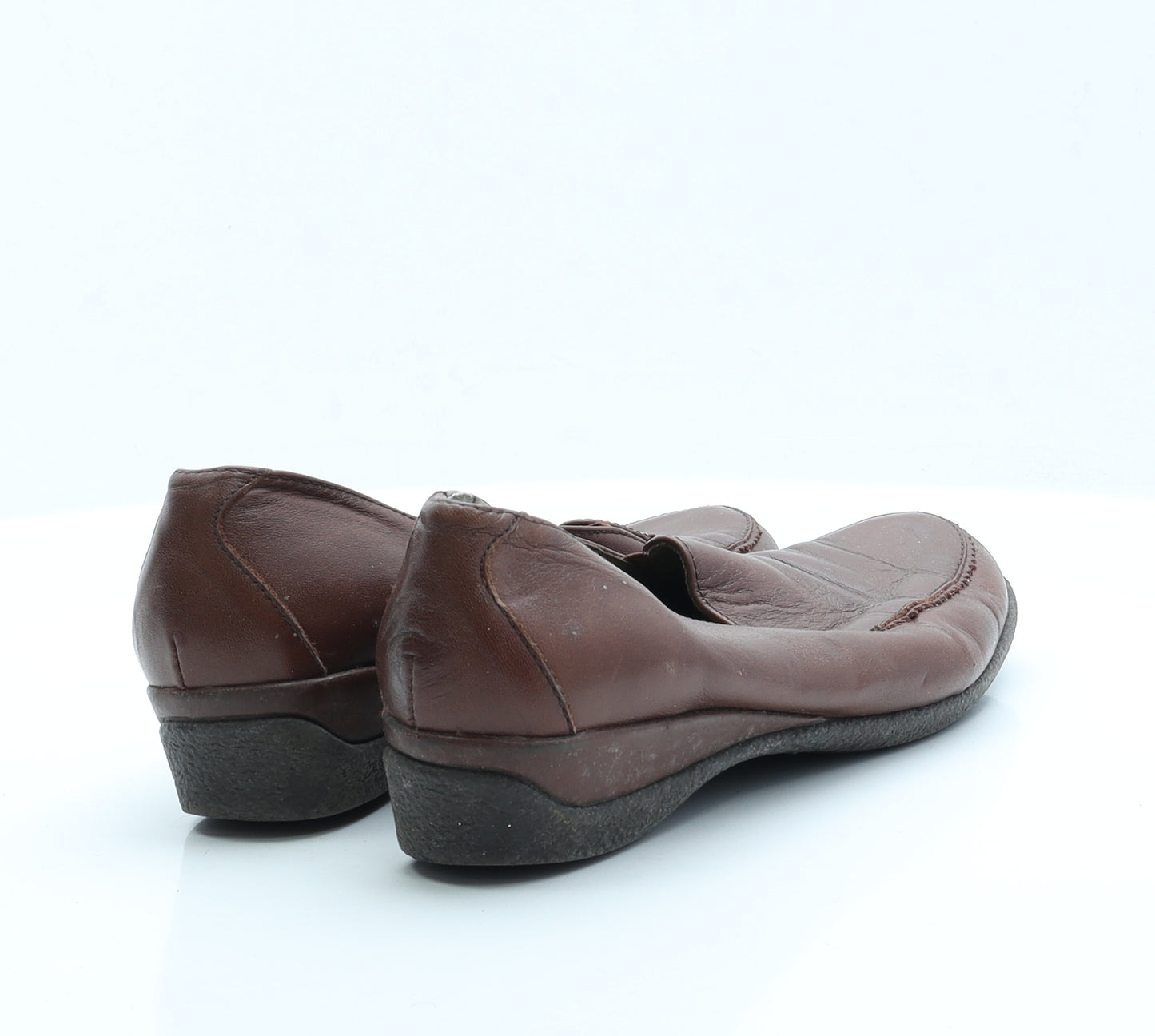 Preworn Womens Brown  Faux Leather Loafer Flat 7 40