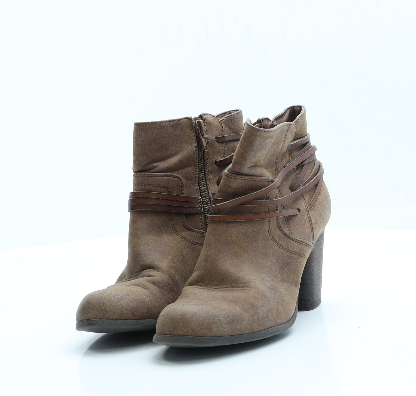 Madden Girl Womens Brown  Polyester Chelsea Boot 6