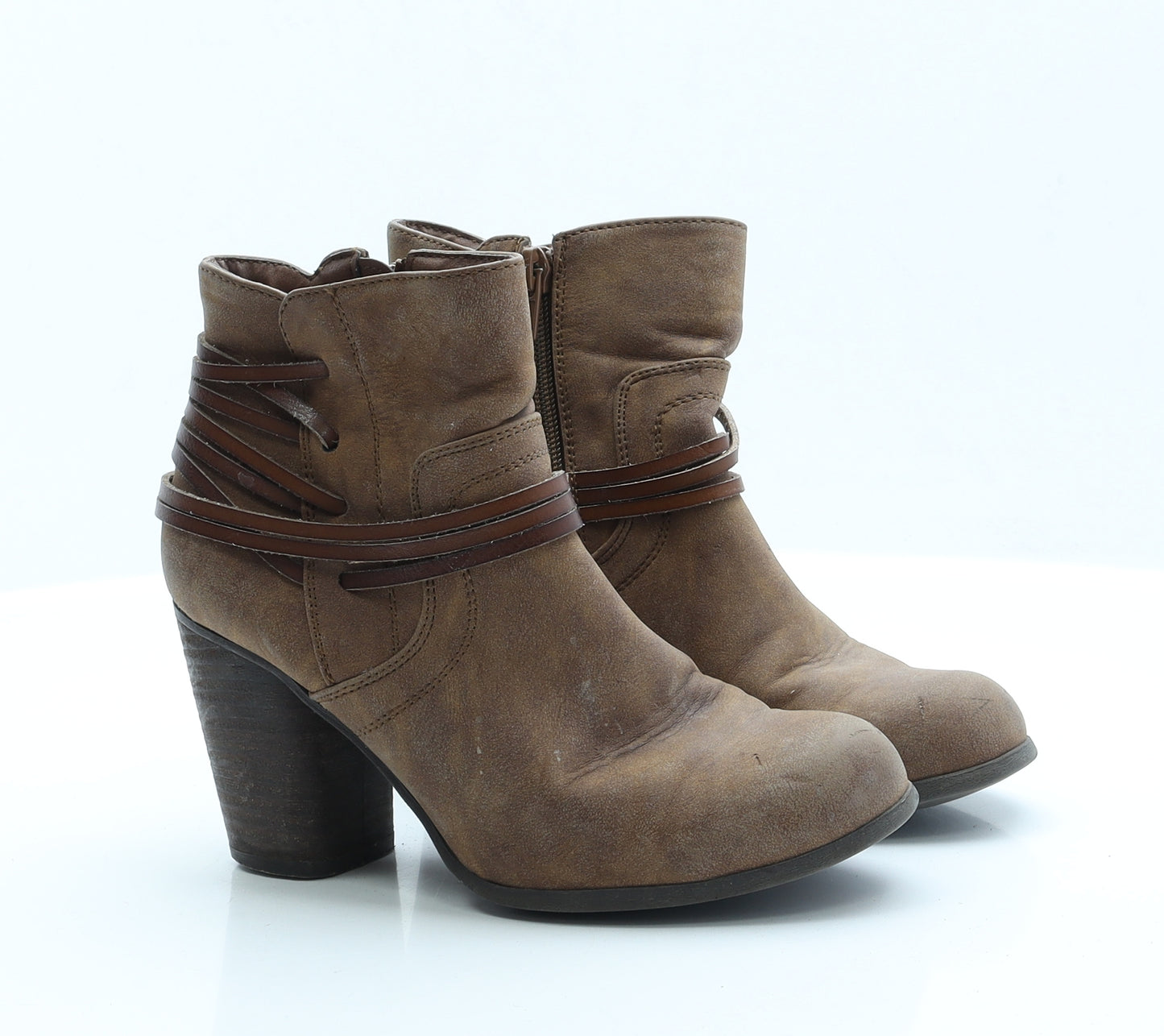 Madden Girl Womens Brown  Polyester Chelsea Boot 6