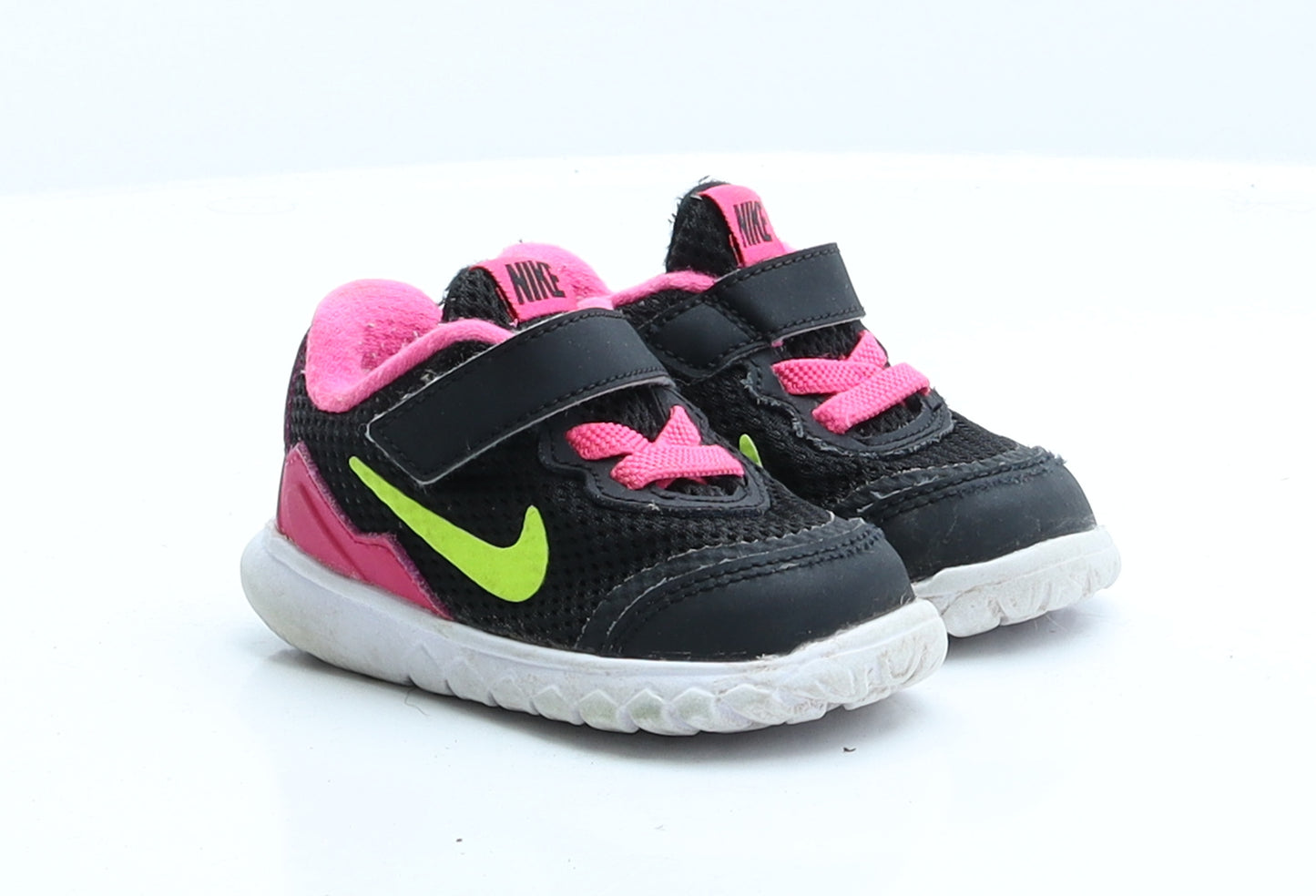 Nike Girls Black  Polyester Trainer  3.5 EUR 19