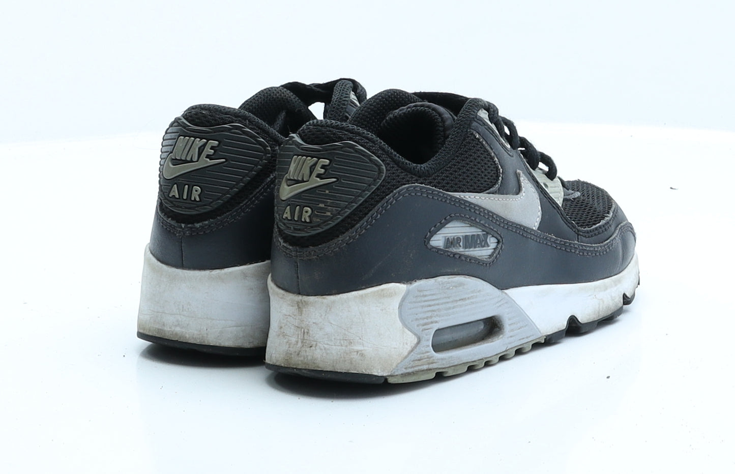 Nike Boys Black  Faux Leather Trainer  12 EUR 30