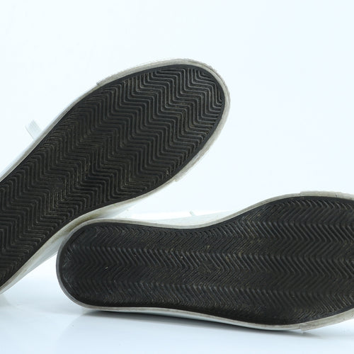 Primark Womens White  Rubber Trainer Flat 7 40