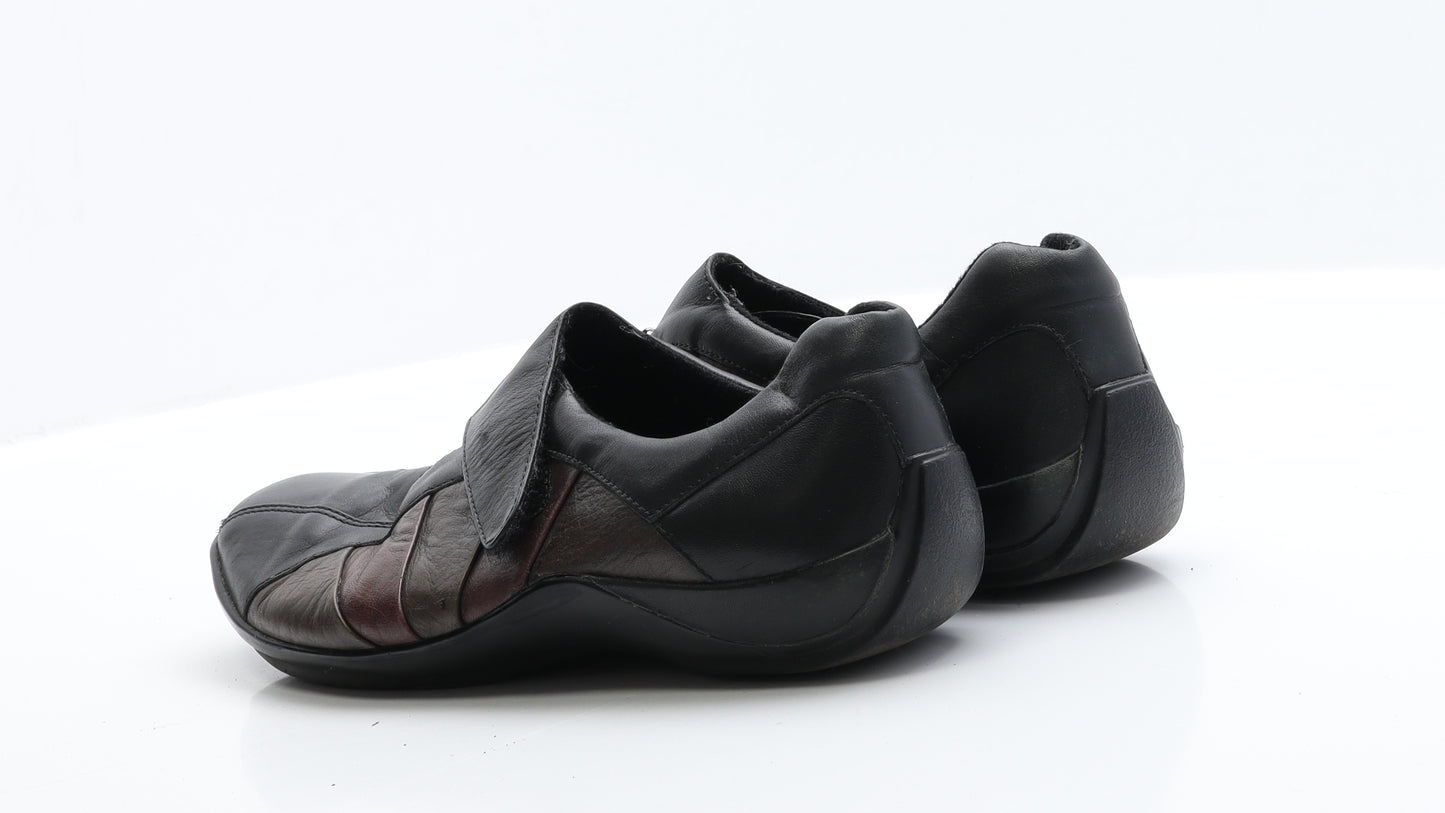 Clarks Womens Black  Leather Flat  UK 6 39