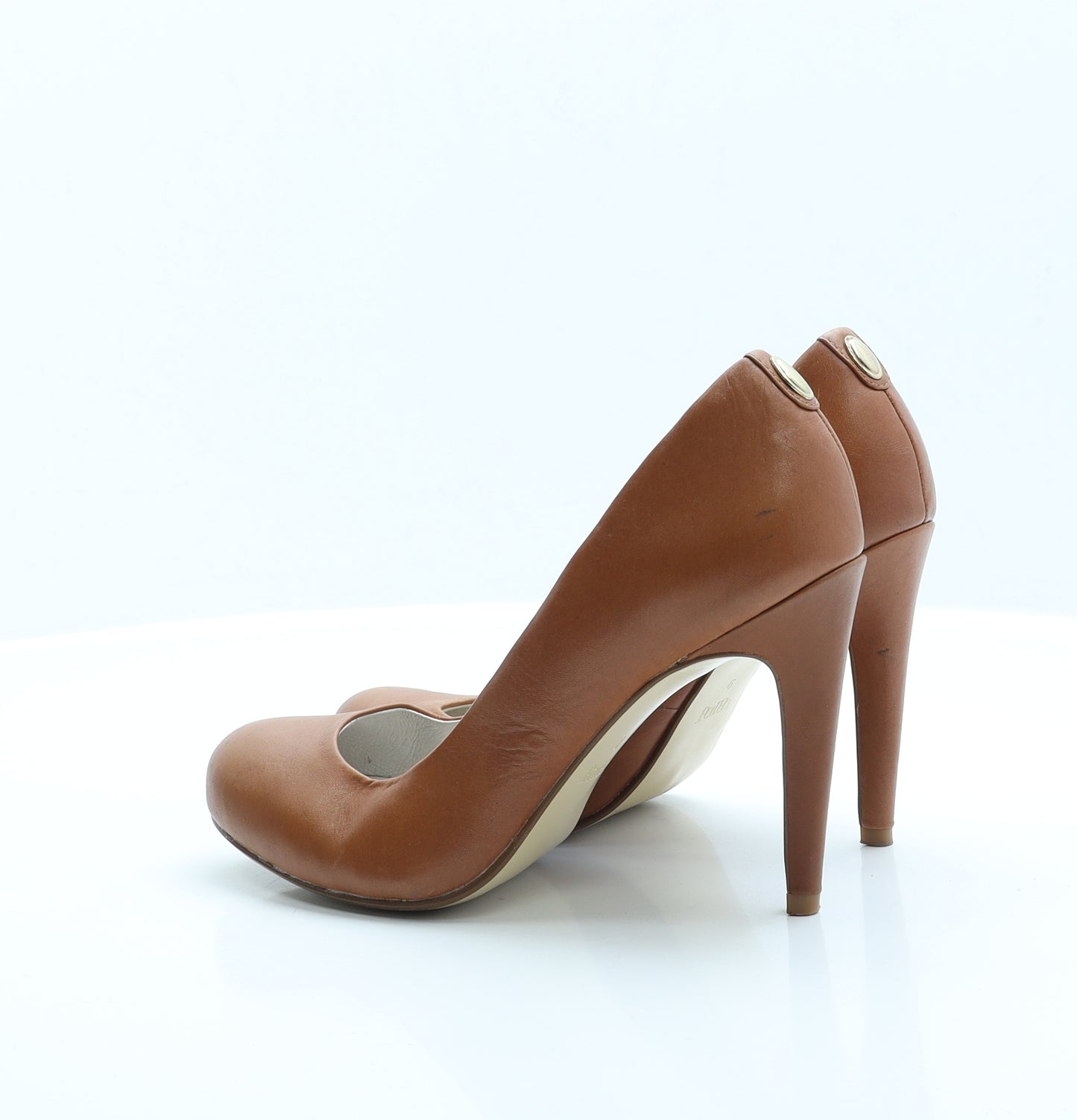 Faith Womens Brown  Faux Leather Court Heel 6