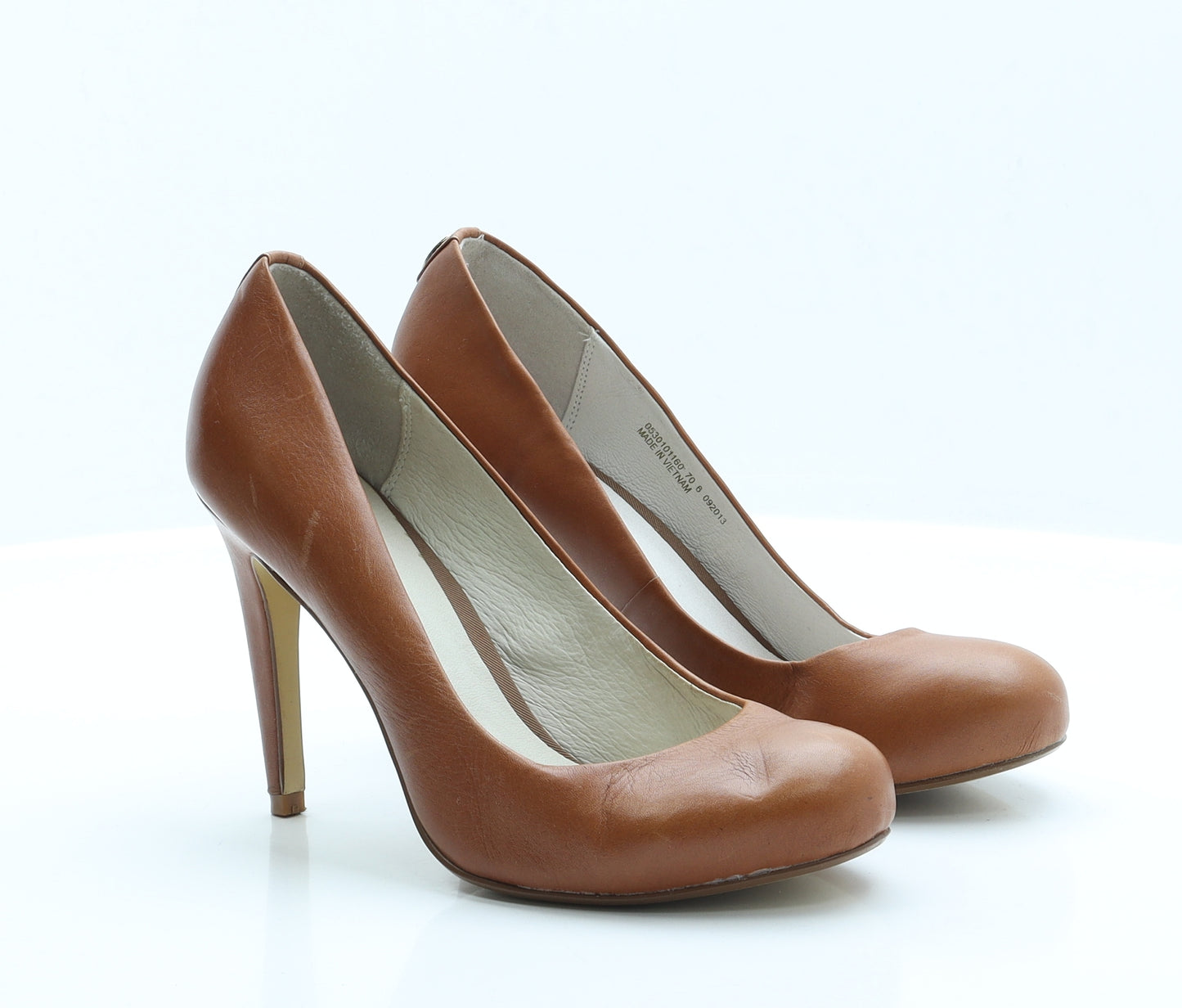 Faith Womens Brown  Faux Leather Court Heel 6