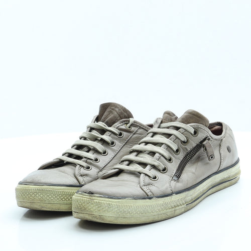 Preworn Womens Brown  Polyester Trainer Casual 6 39