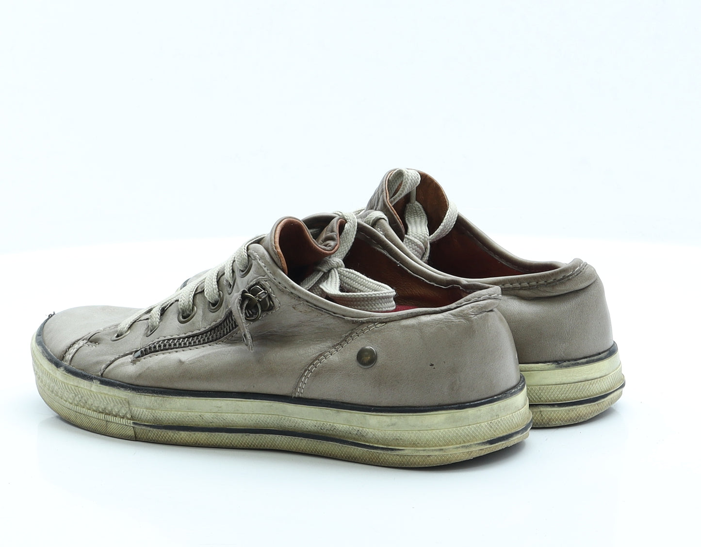 Preworn Womens Brown  Polyester Trainer Casual 6 39