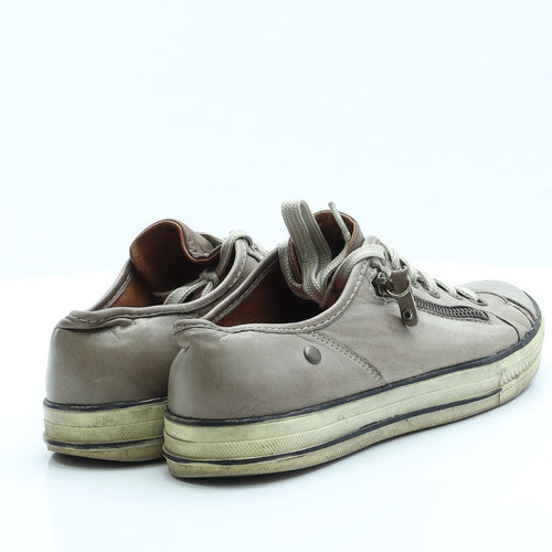 Preworn Womens Brown  Polyester Trainer Casual 6 39