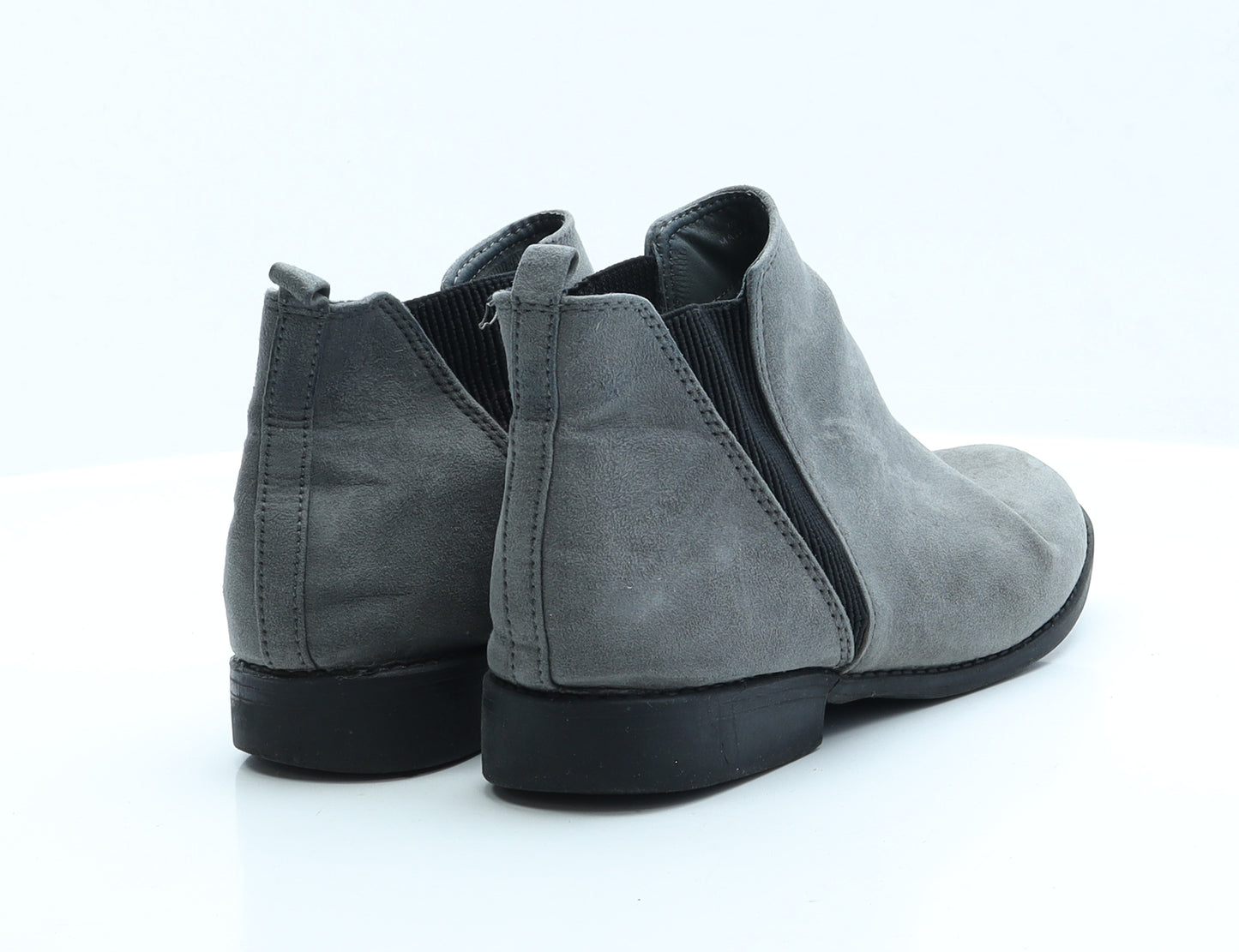 Preworn Womens Grey  Faux Suede Chelsea Boot UK 5 EUR 38 US 7