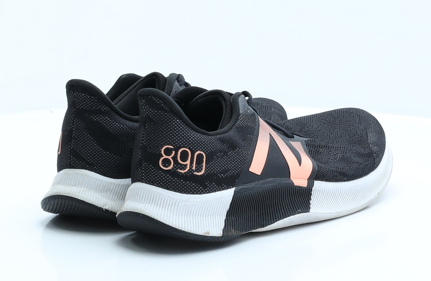 New Balance Womens Black   Trainer  UK 7.5 EUR 40.5
