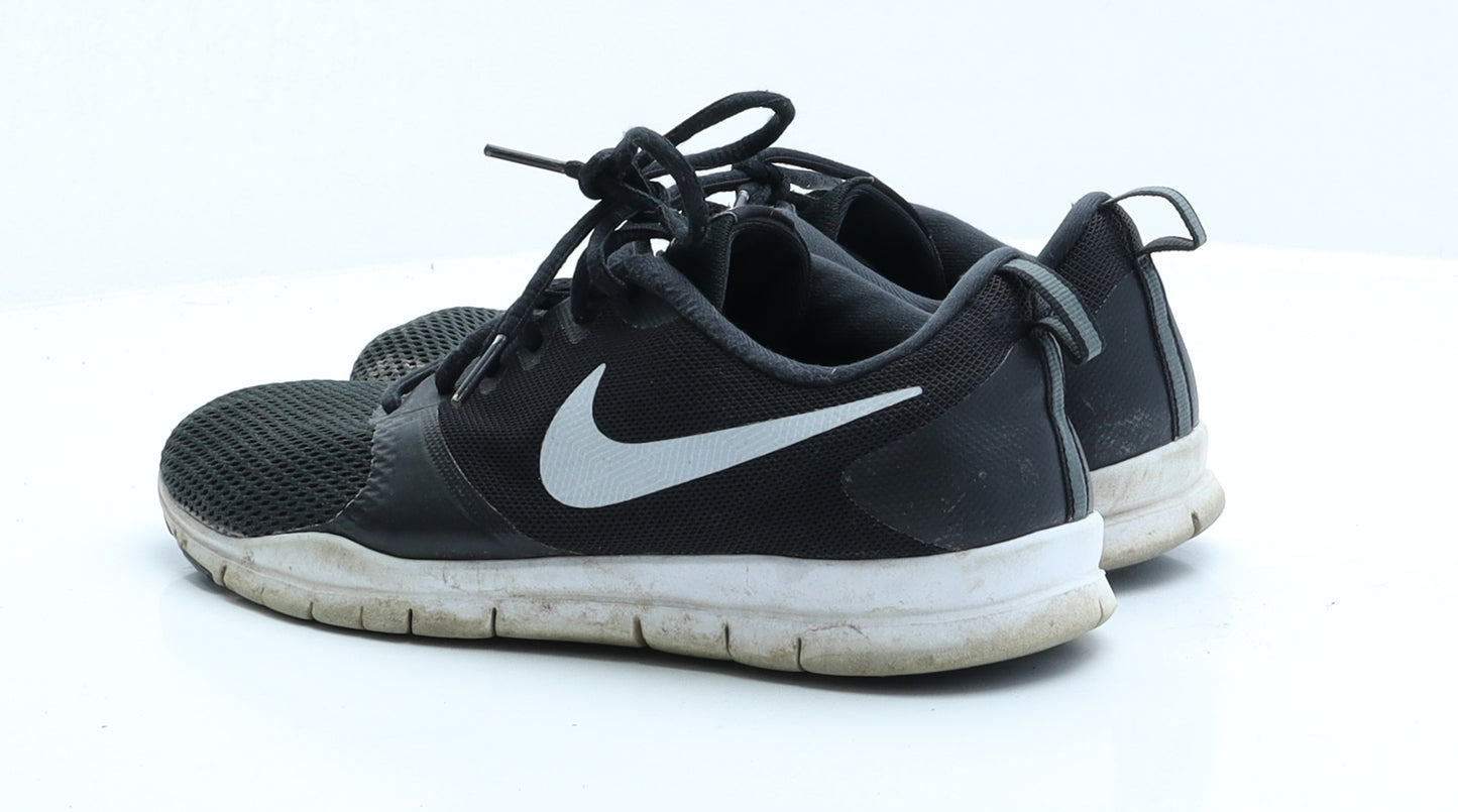 Nike Womens Black  Polyester Trainer  UK 6 EUR 39