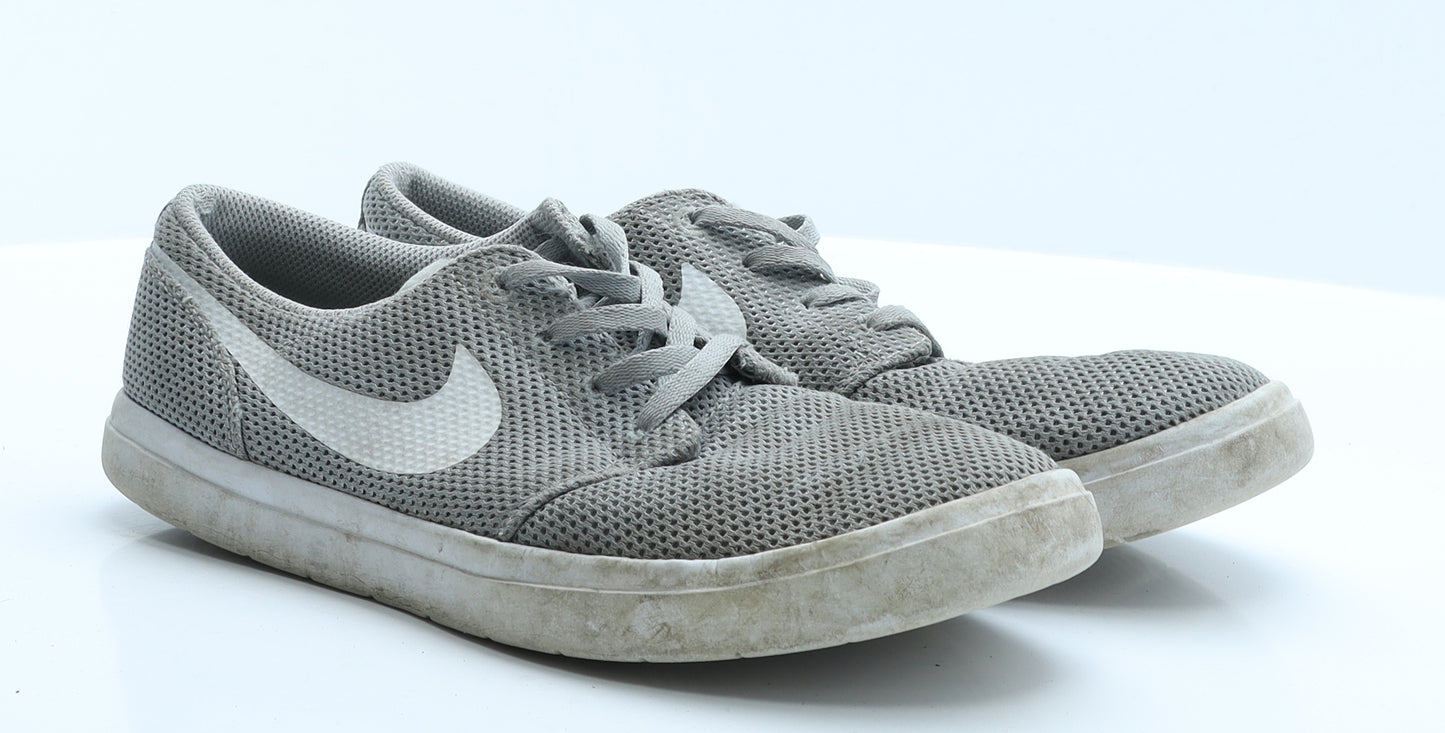 Nike Womens Grey  Polyester Trainer  7 EUR 41