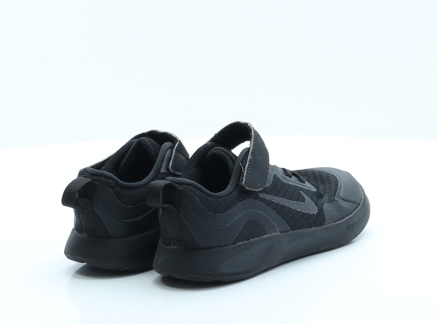Nike Boys Black  Polyester Trainer  UK 9.5 9.5