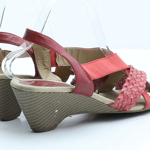 Preworn Womens Red Faux Leather Slip On Sandal UK 8 EUR 41