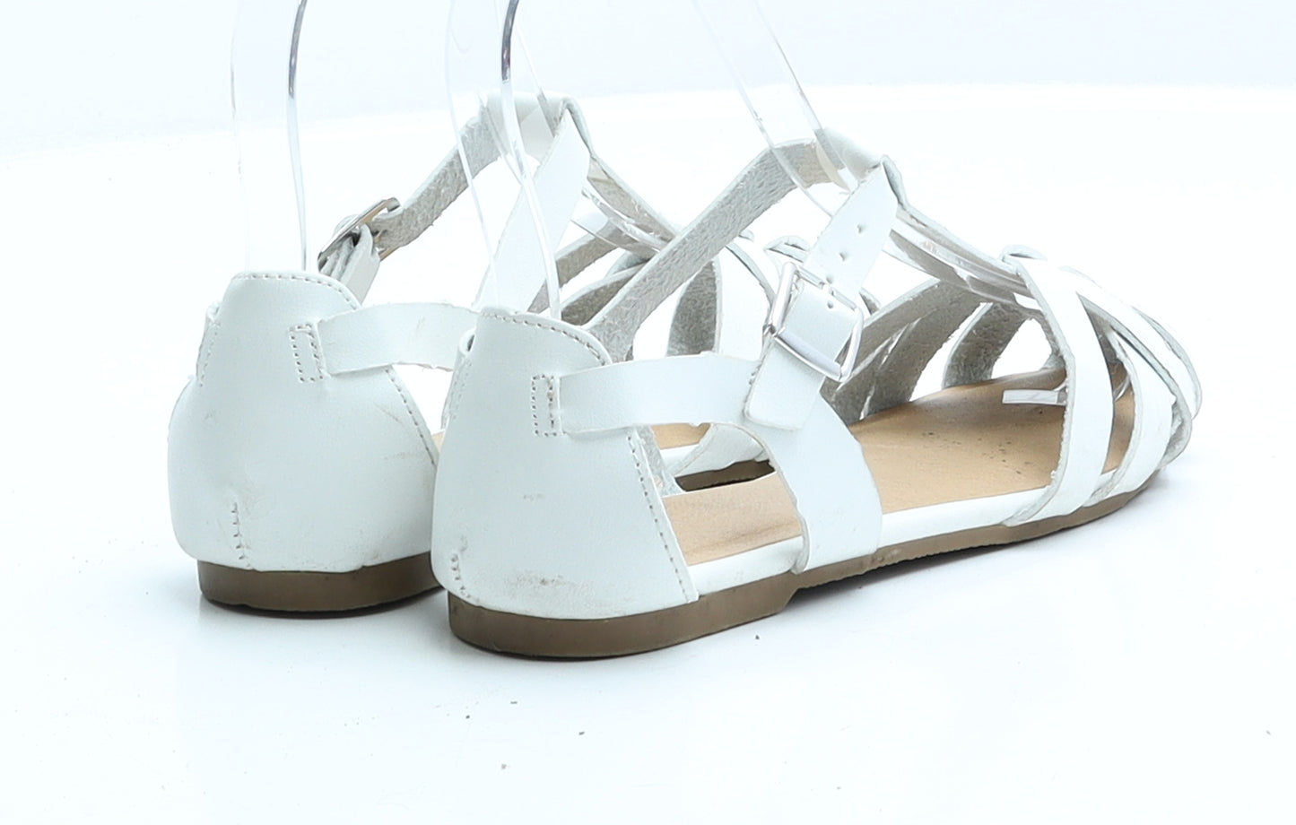 Preworn Girls White Faux Leather Flat Sandal UK 13 EUR 32