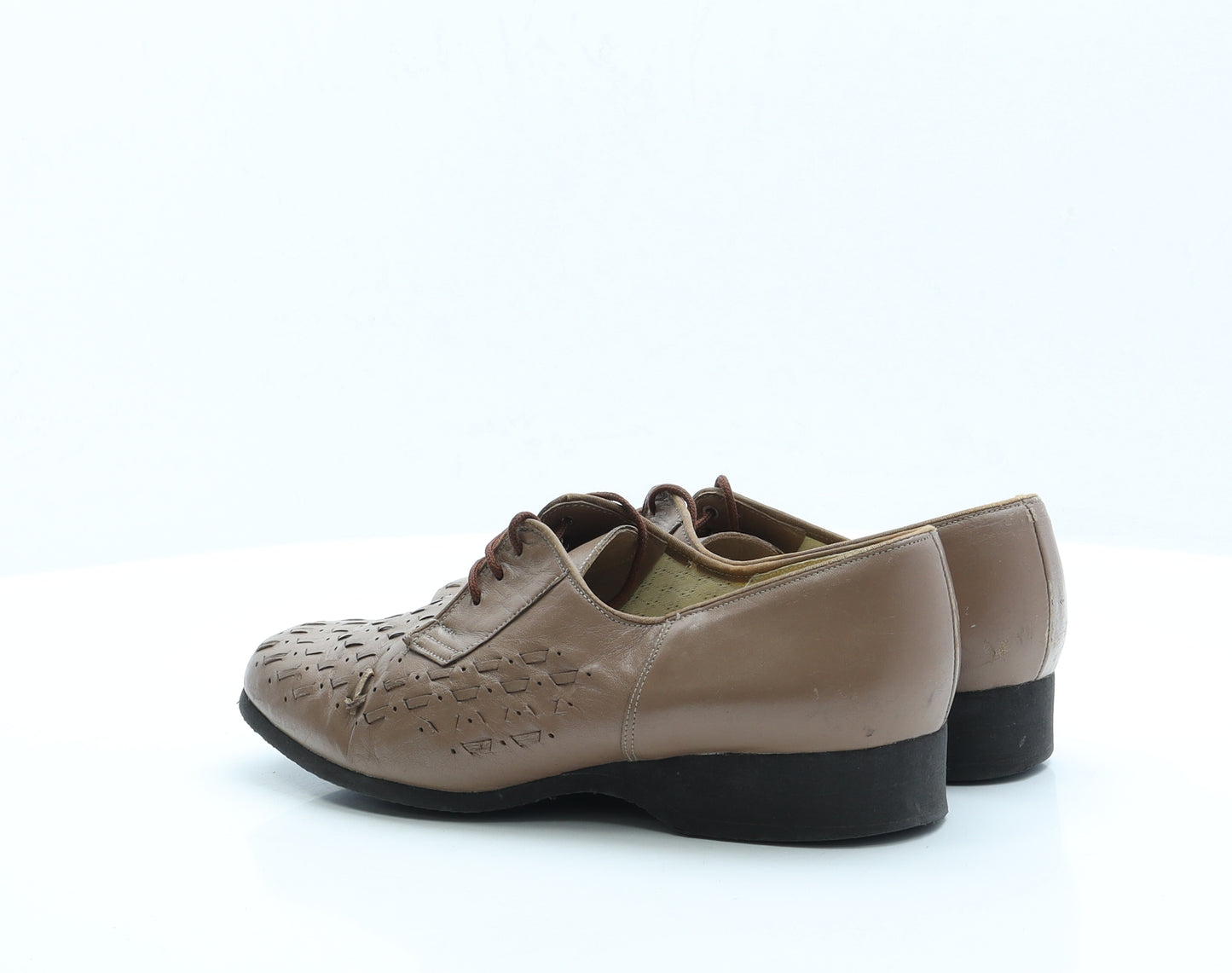 Elmdale Womens Beige Faux Leather Trainer UK 7