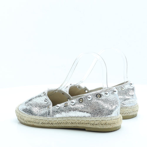 O'Moda Womens Silver Polyester Flat UK 6
