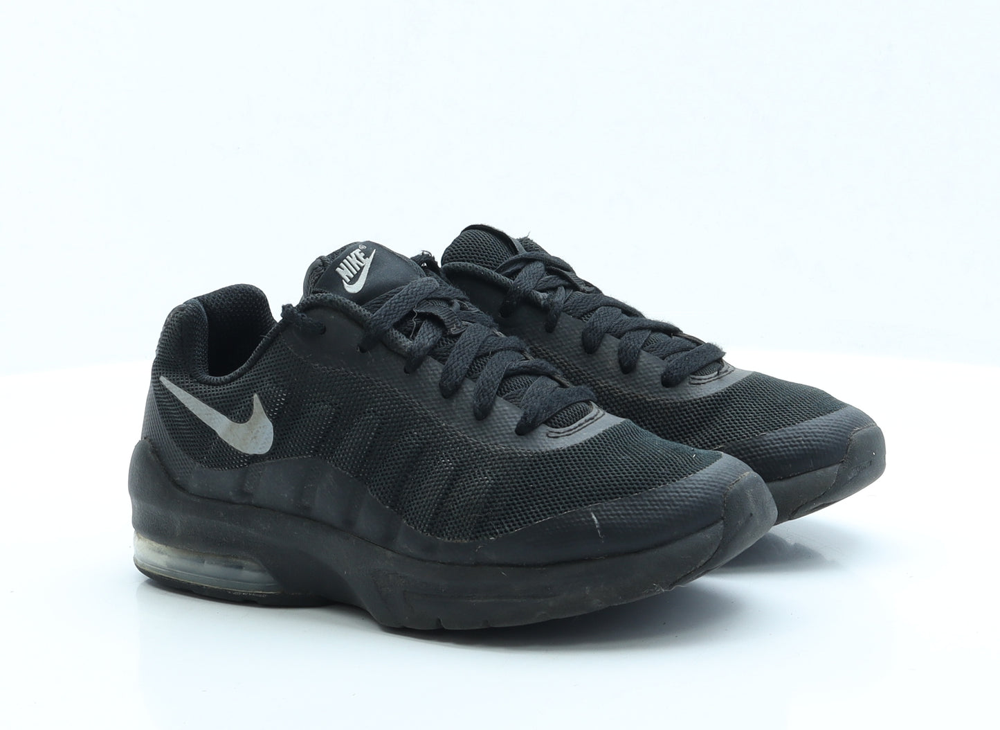 Nike Boys Black Polyester Trainer UK 4