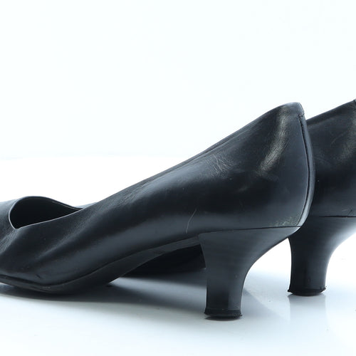 Aerosoles. Womens Black Faux Leather Court Heel UK 7 EUR 40