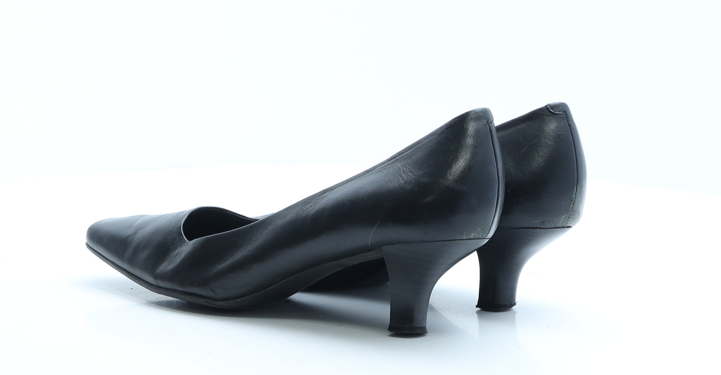 Aerosoles. Womens Black Faux Leather Court Heel UK 7 EUR 40