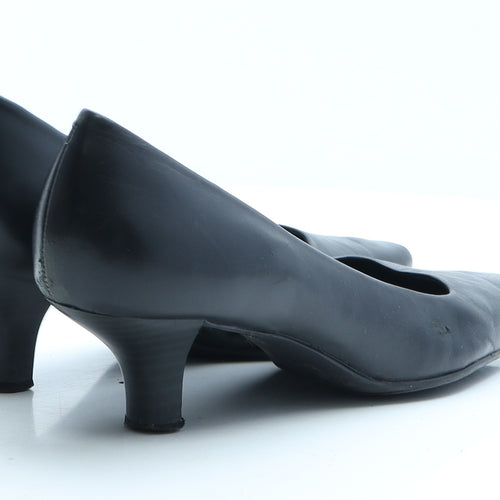 Aerosoles. Womens Black Faux Leather Court Heel UK 7 EUR 40