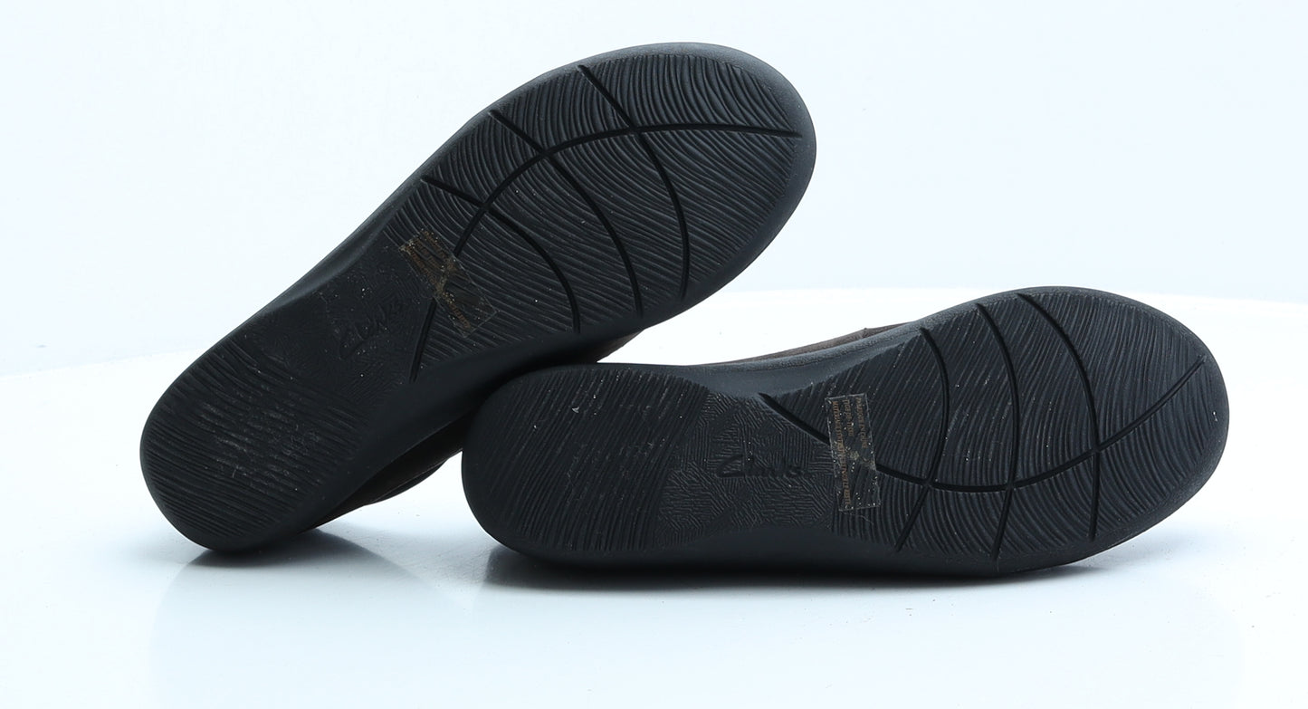 Clarks Womens Brown Faux Suede Flat UK 5 38