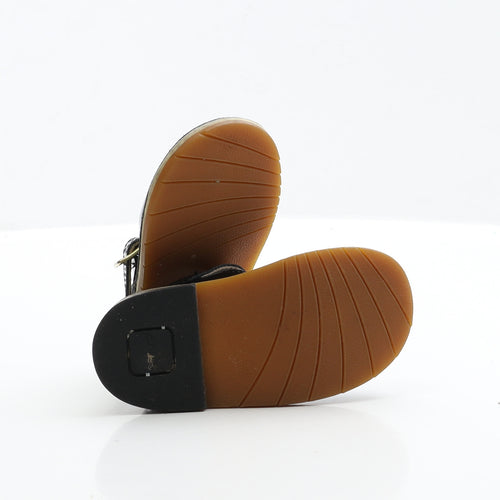 Clarks Girls Black Patent Leather Flat UK 4