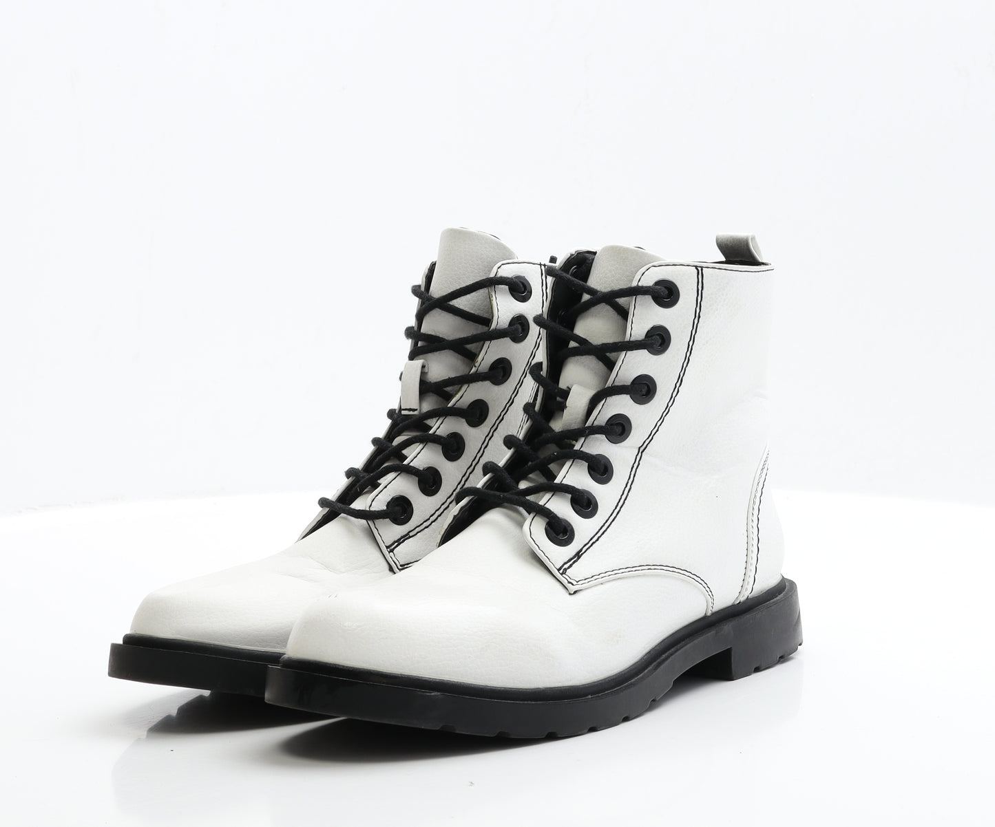 Primark Womens White Faux Leather Biker Boot UK 5 EUR 38