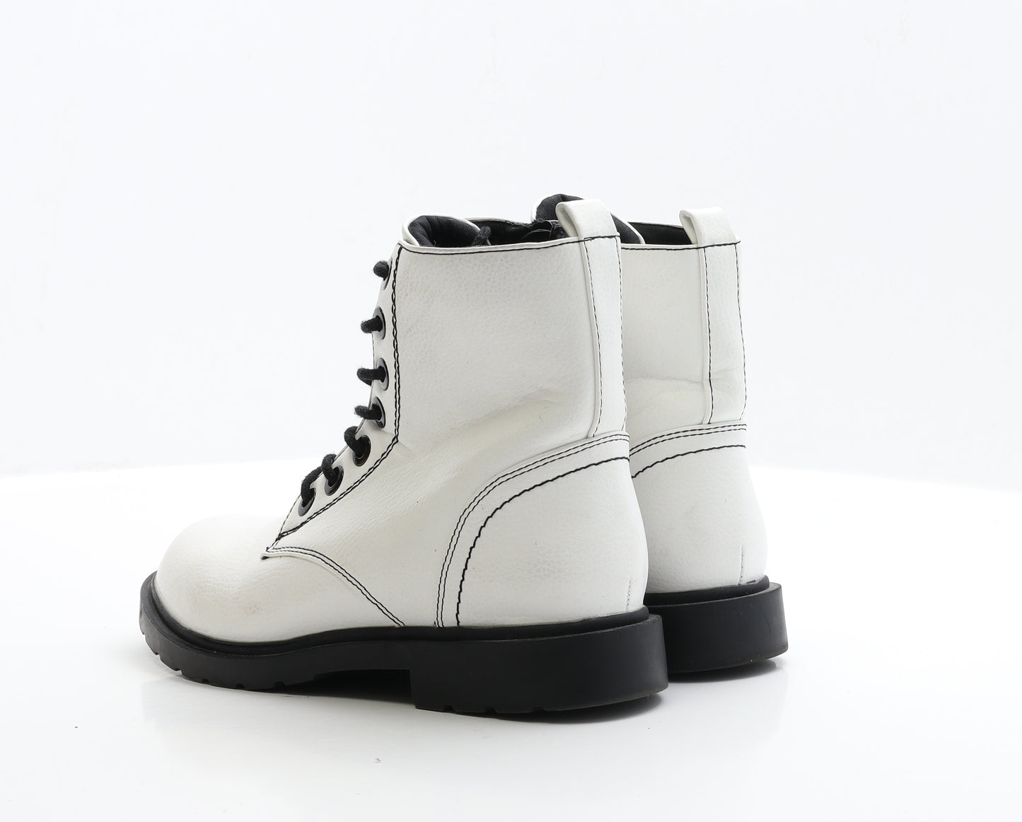 Primark Womens White Faux Leather Biker Boot UK 5 EUR 38