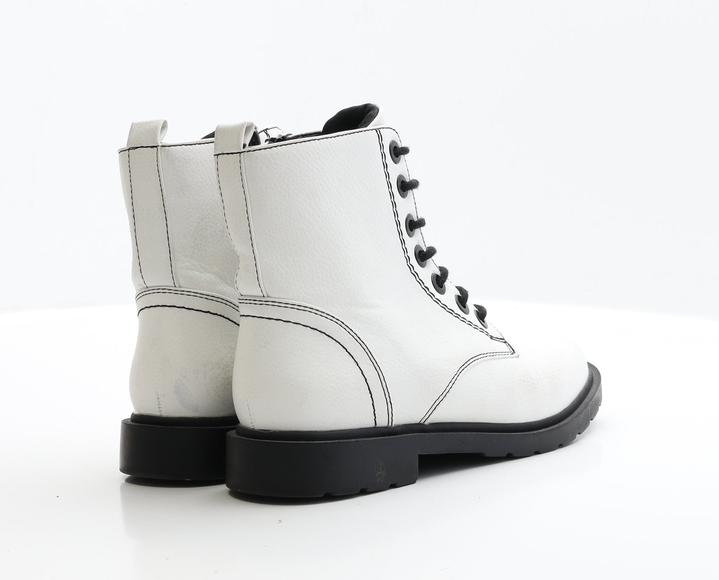 Primark Womens White Faux Leather Biker Boot UK 5 EUR 38