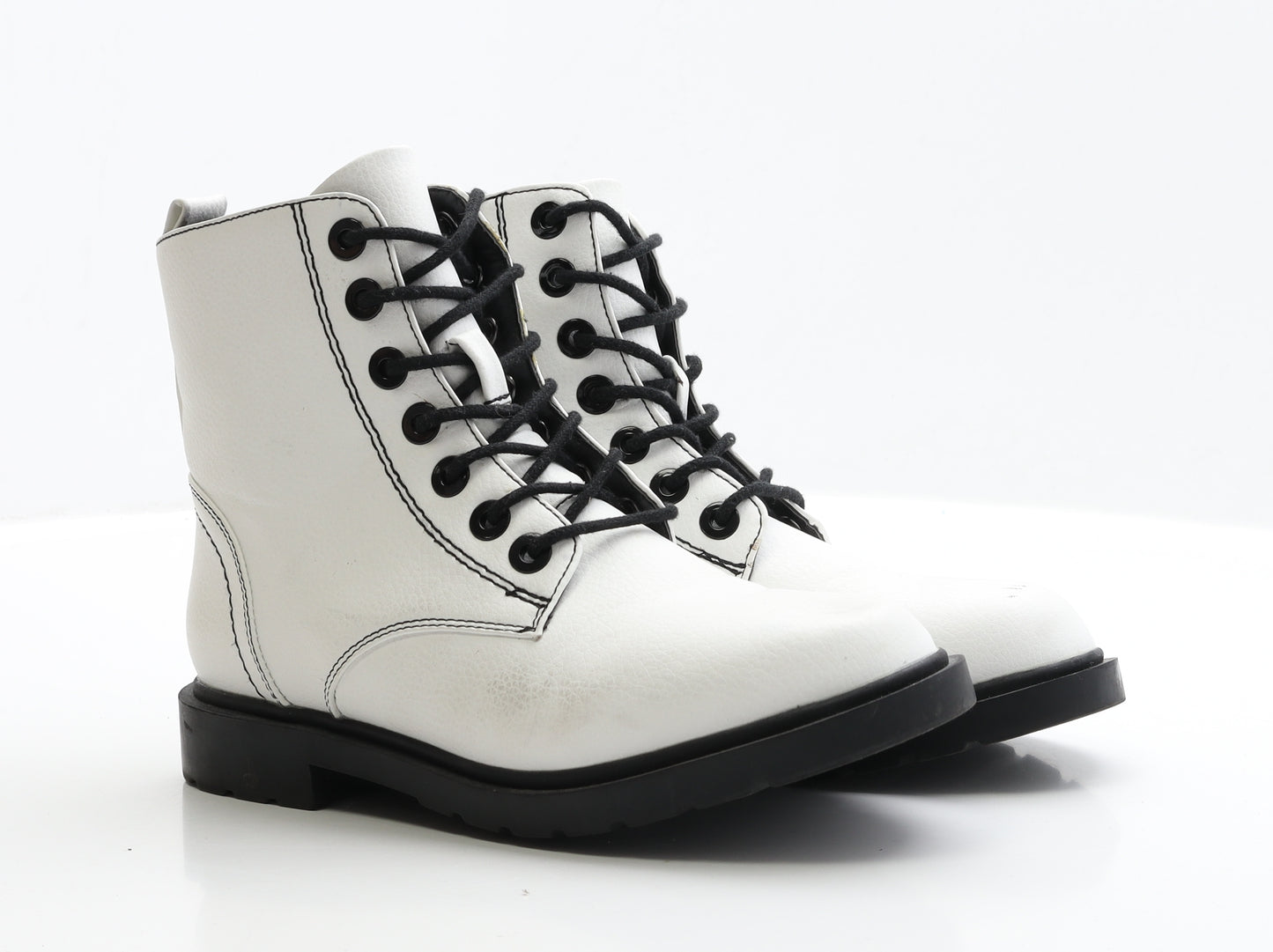 Primark Womens White Faux Leather Biker Boot UK 5 EUR 38