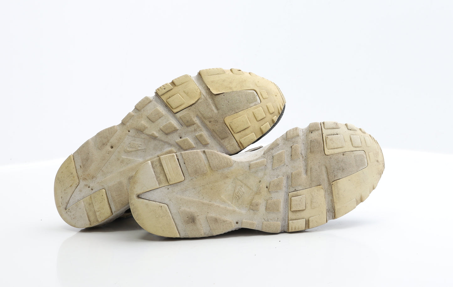 Nike Boys Black Polyester Trainer UK 5.5 EUR 38.5