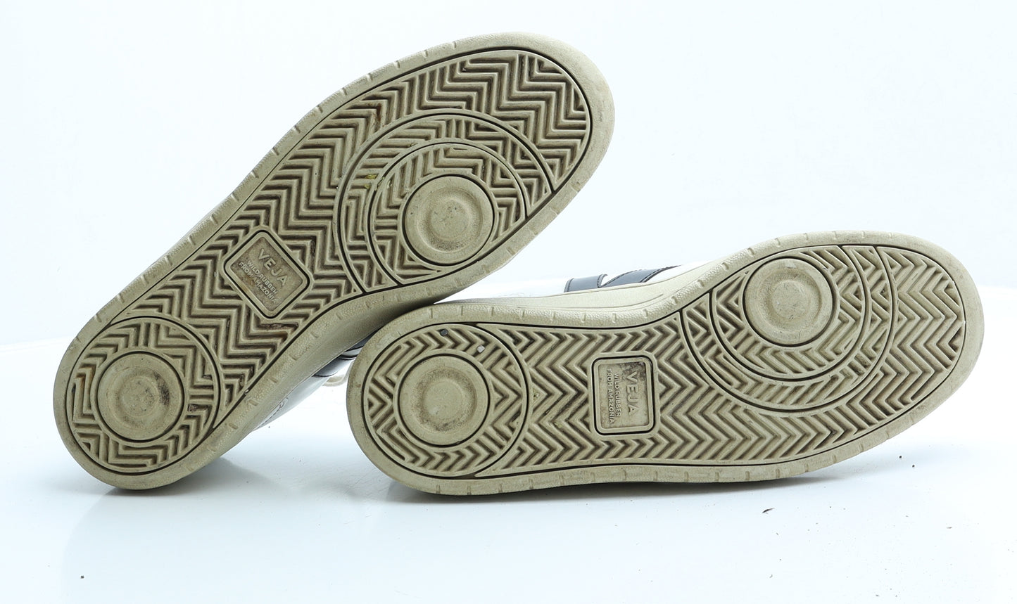 Veja Womens White Leather Trainer UK 10 EUR 44