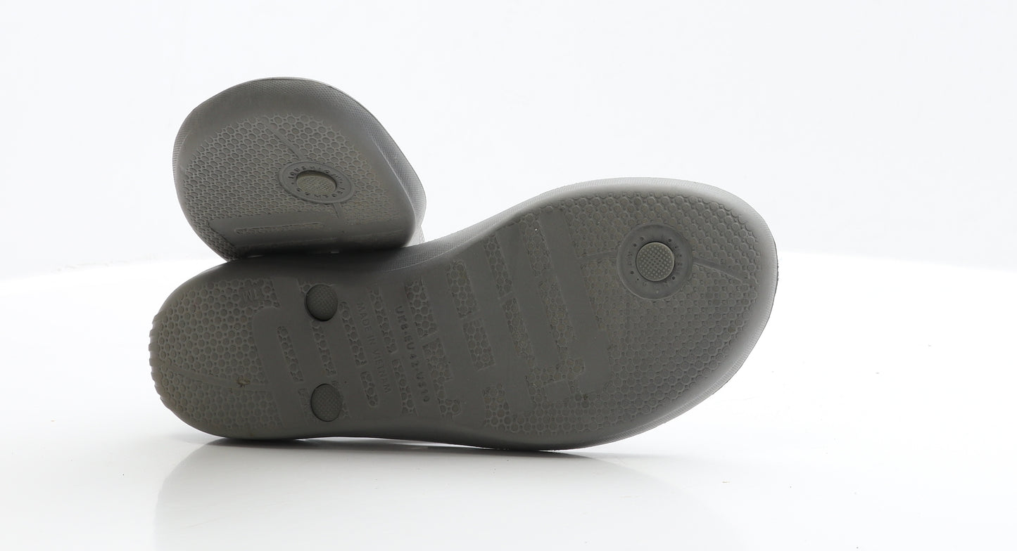 FitFlop Womens Silver Rubber Thong Sandal UK 8 EUR 42