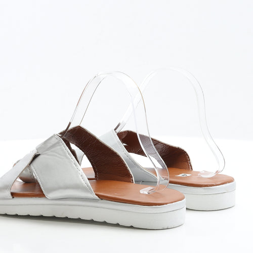 Preworn Womens Silver Polyester Slip On Flat UK 8 EUR 41