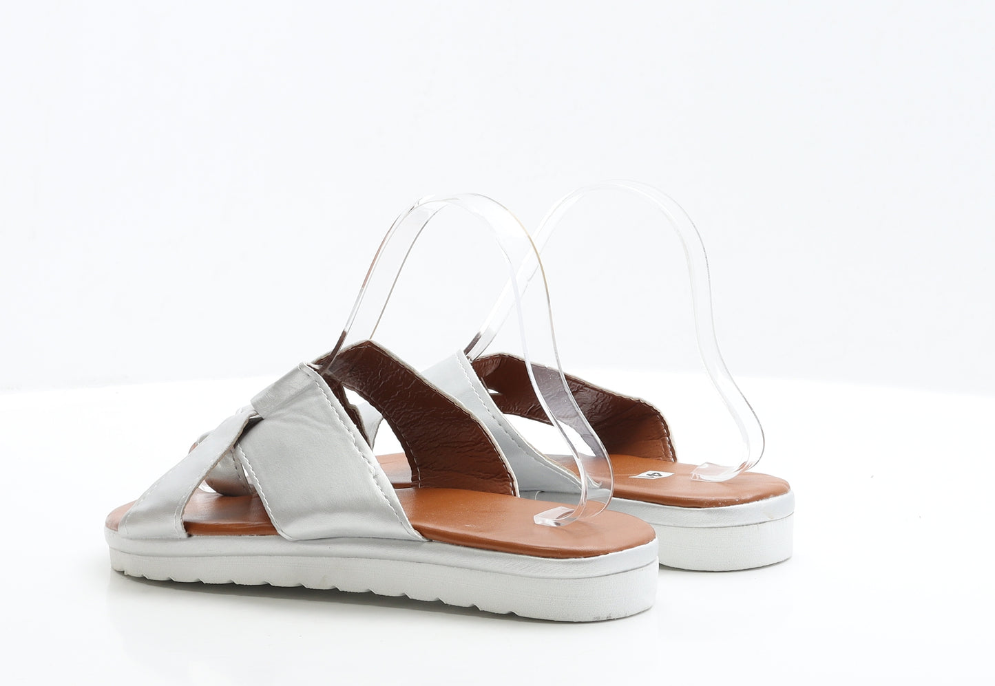 Preworn Womens Silver Polyester Slip On Flat UK 8 EUR 41