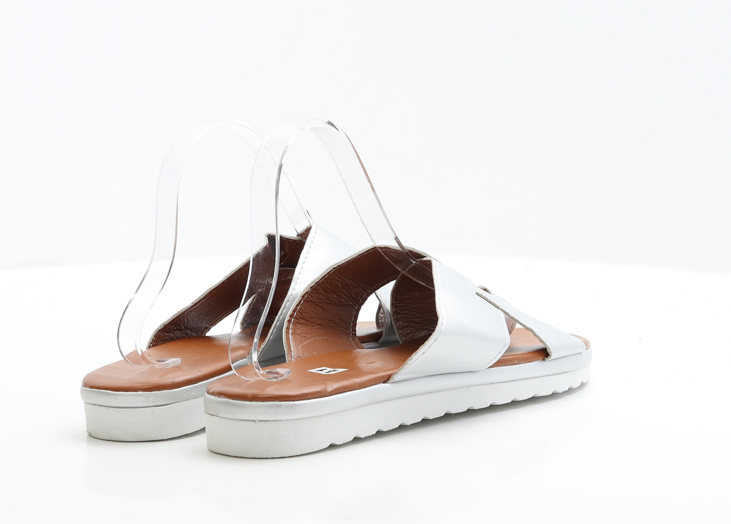 Preworn Womens Silver Polyester Slip On Flat UK 8 EUR 41