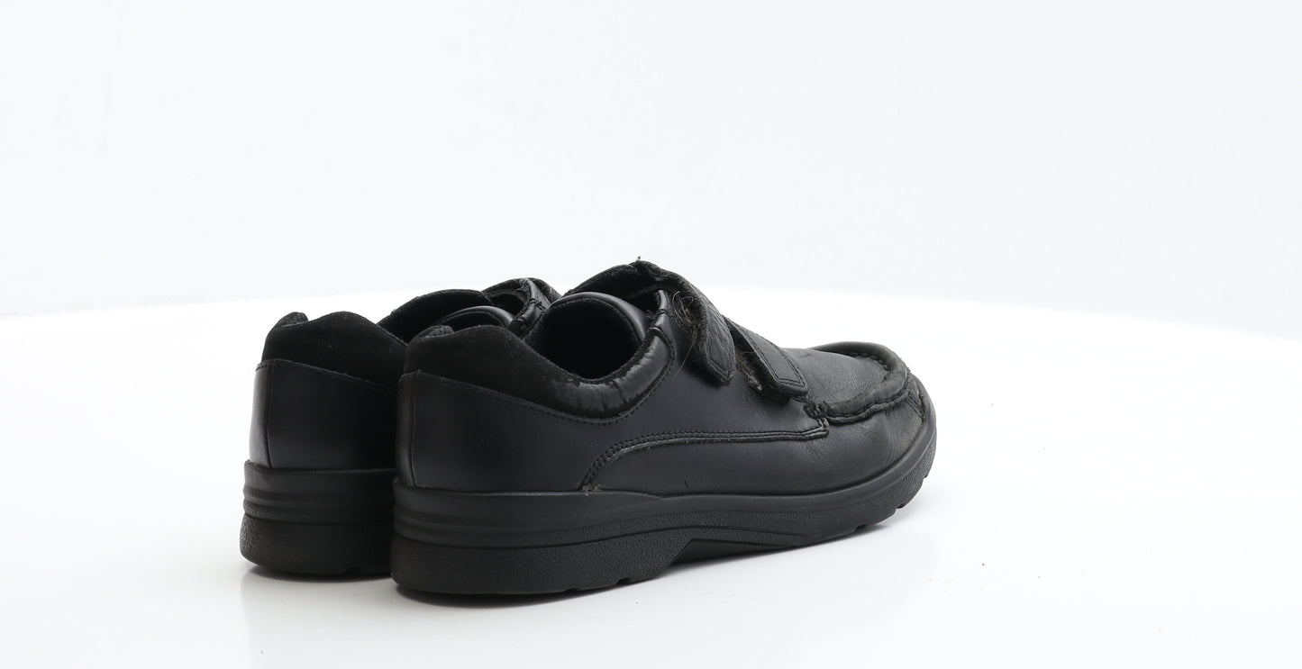 Clarks Boys Black Faux Leather Loafer Casual UK 2