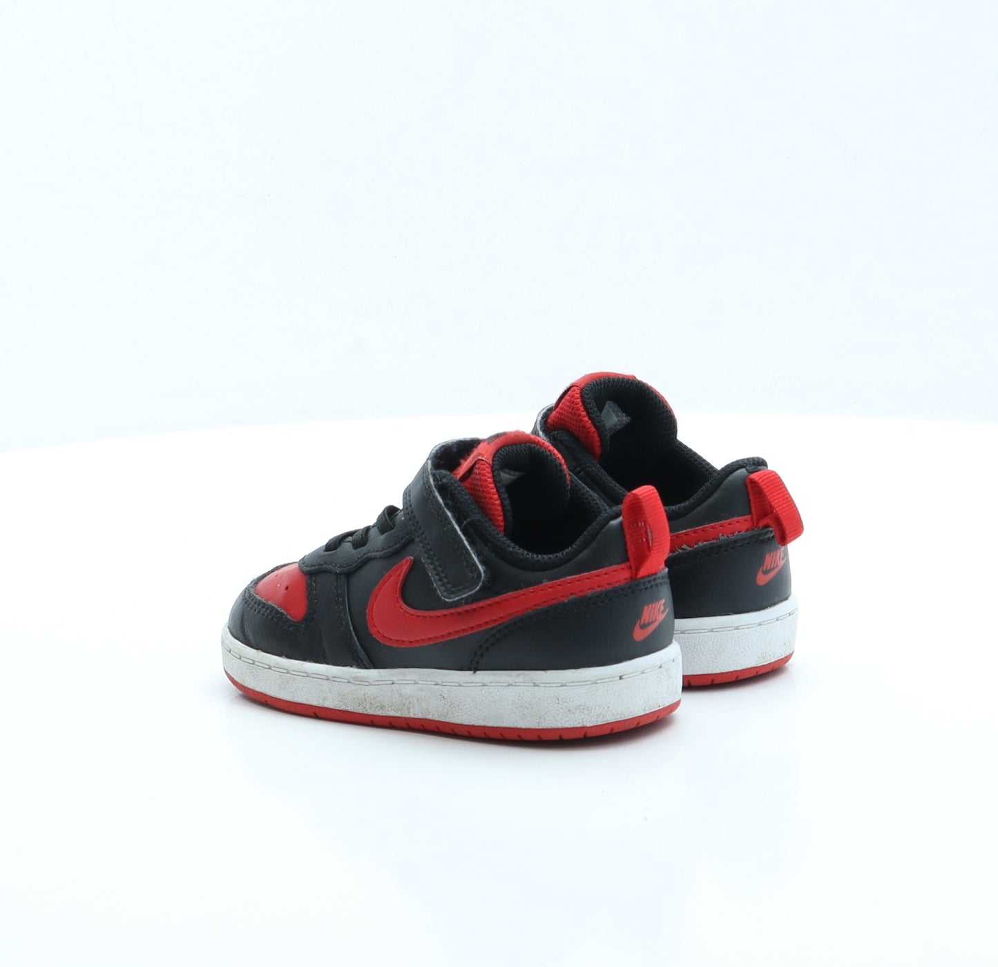 Nike Boys Red Colourblock Polyester Trainer UK 7.5 EUR 25 US 8