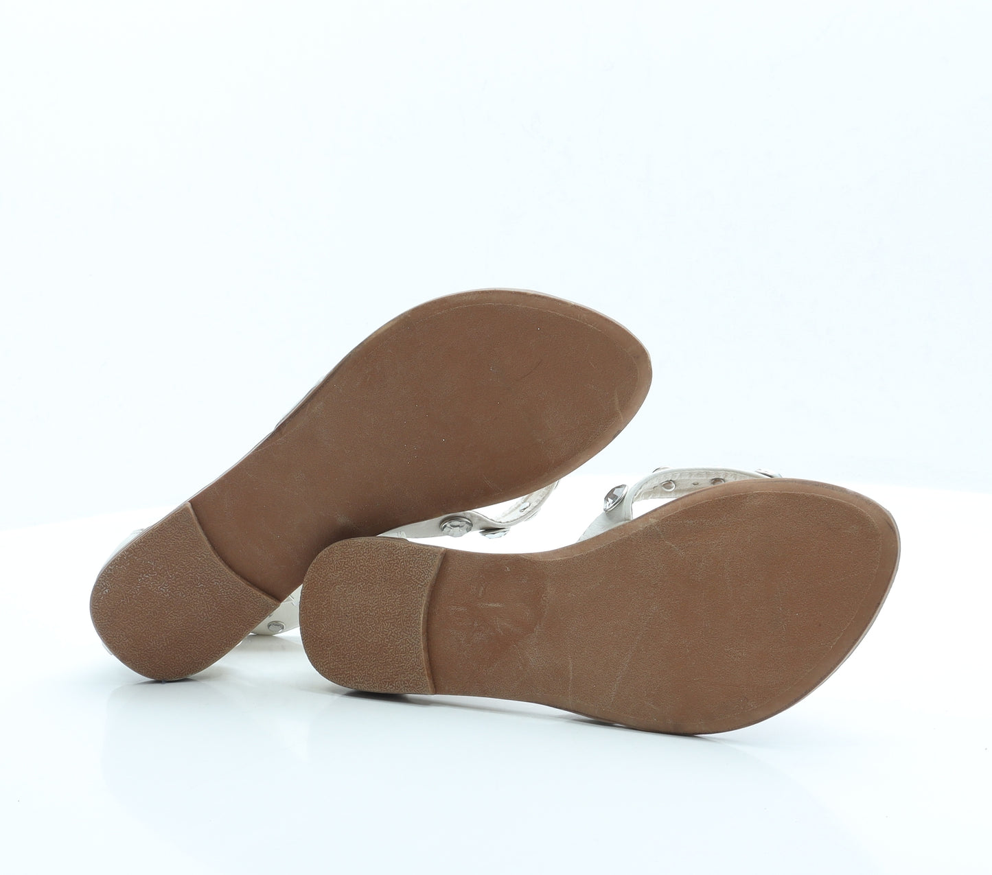 Evie Womens White Faux Leather Thong Sandal UK 8 EUR 41
