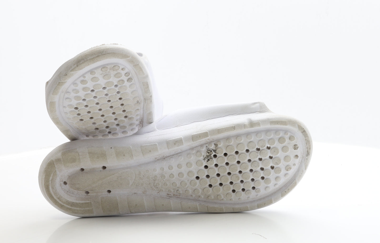 Nike Mens White Rubber Slider Sandal UK 14