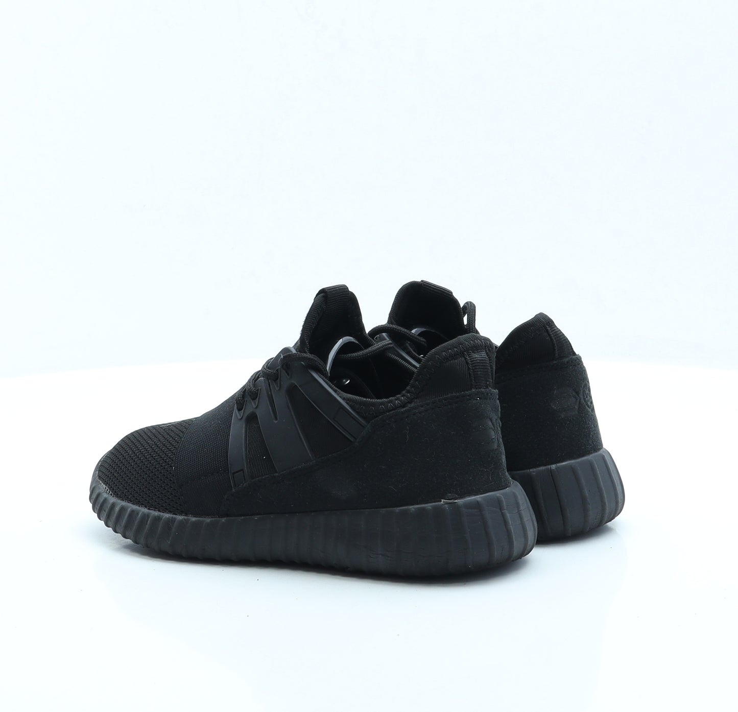 Crosshatch Boys Black Fabric Trainer UK 1 EUR 33