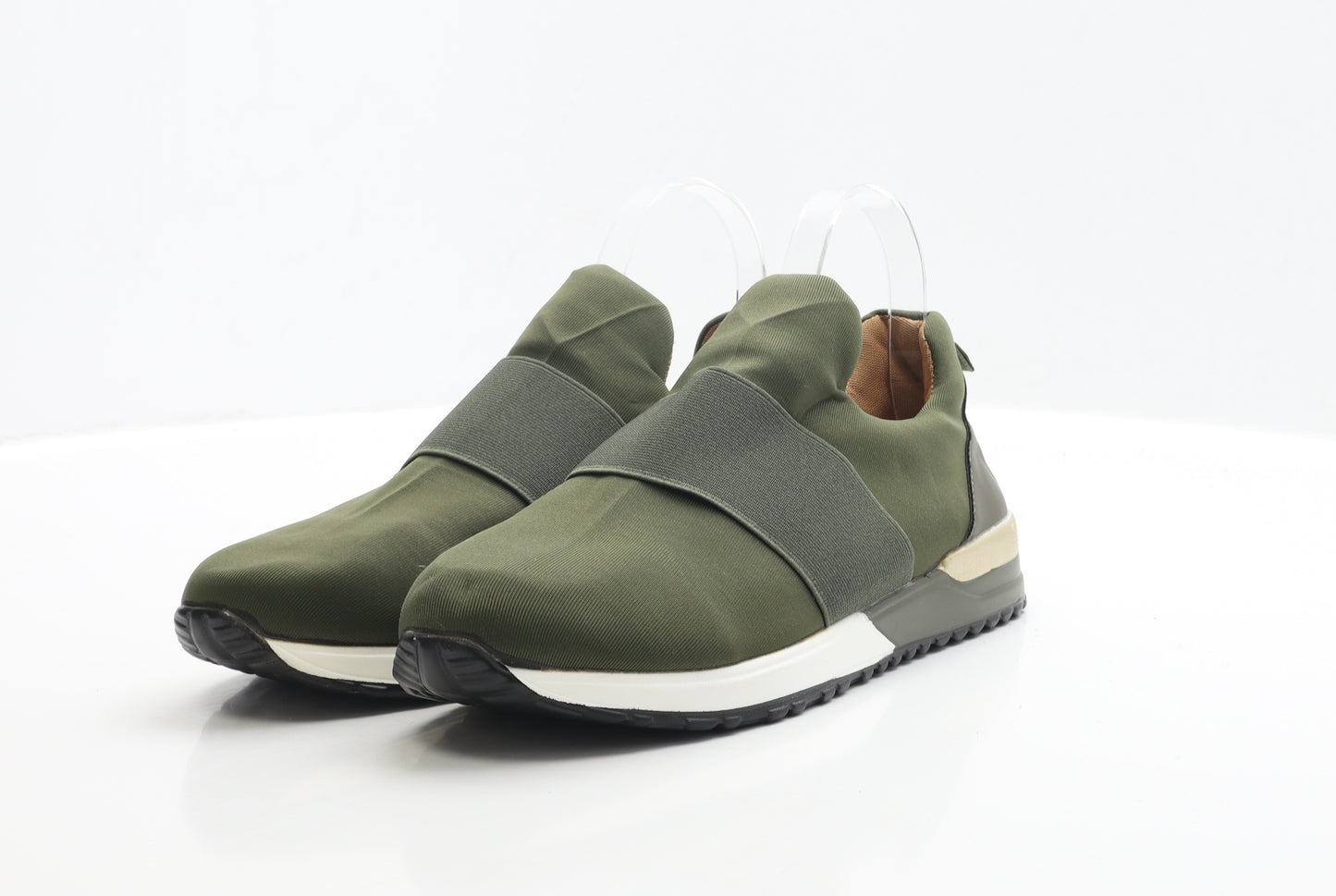 Preworn Womens Green Polyester Trainer UK 7 EUR 40