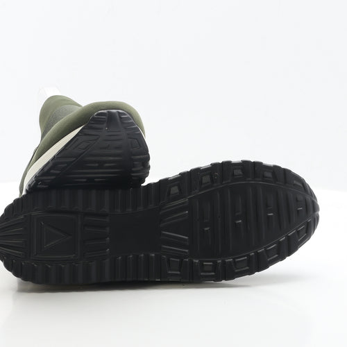 Preworn Womens Green Polyester Trainer UK 7 EUR 40